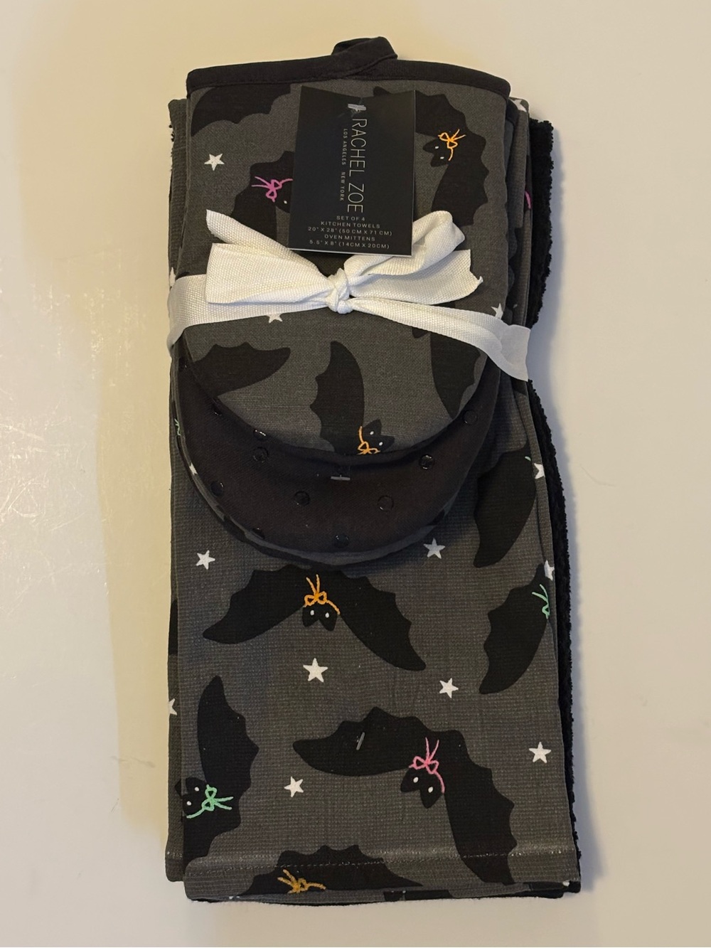 Rachel Zoe Halloween Kitchen Towels and Oven Mitt Set
